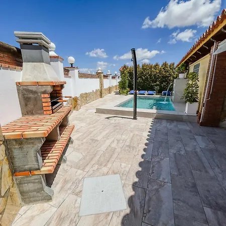 Villa Rosal- Solo familias y parejas-2